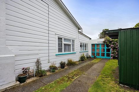 Photo of property in 35 Victoria Street, Patea, 4520