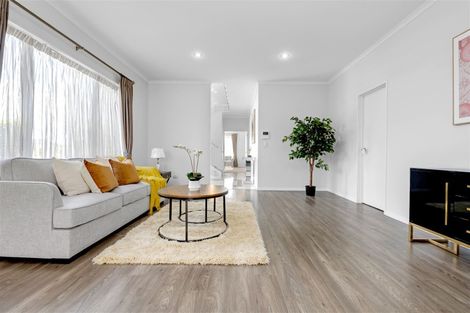 Photo of property in 20 Moville Drive, Flat Bush, Auckland, 2019