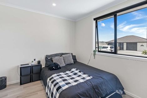 Photo of property in 25 Dalwood Crescent, Rolleston, 7614