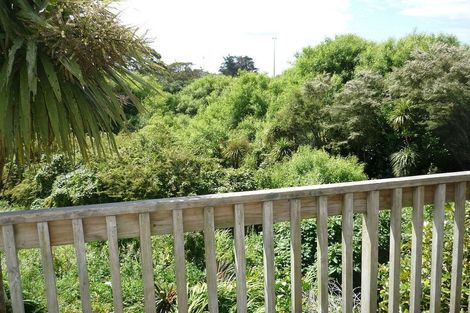 Photo of property in 1610a Great North Road, Waterview, Auckland, 1026