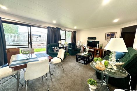 Photo of property in 170 Clyde Street, Balclutha, 9230