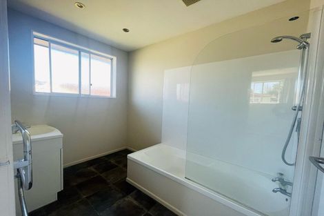 Photo of property in 112 California Drive, Totara Park, Upper Hutt, 5018