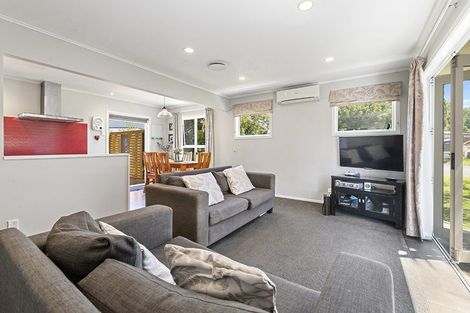 Photo of property in 8 Pelorus Place, Pakuranga, Auckland, 2010