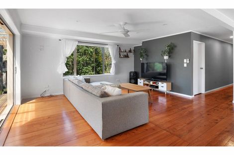 Photo of property in 57 Hauraki Road, Leigh, Warkworth, 0985