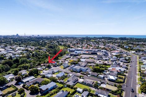 Photo of property in 11 Lynton Street, Upper Vogeltown, New Plymouth, 4310