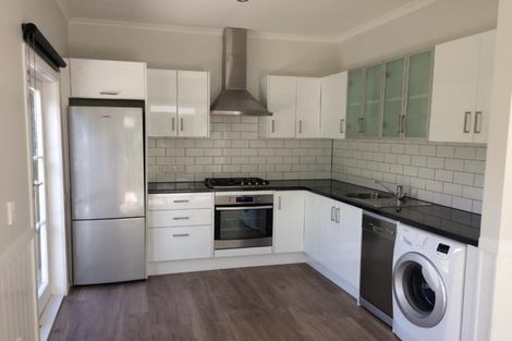 Photo of property in 19 Rothsay Road, Ngaio, Wellington, 6035