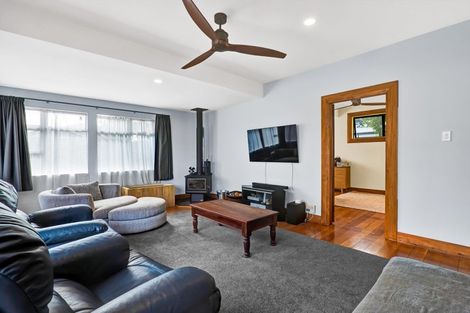 Photo of property in 58 Record Street, Fitzroy, New Plymouth, 4312