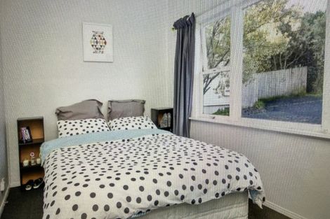 Photo of property in 377a Triangle Road, Henderson, Auckland, 0610