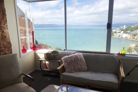 Photo of property in 7/2 Oriental Terrace, Mount Victoria, Wellington, 6011