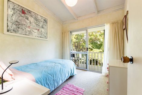 Photo of property in 22 Yorke Road, Haruru, 0204