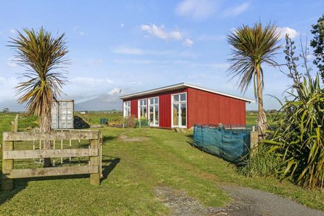 Photo of property in 62 Anglers Avenue, Warea, New Plymouth, 4381
