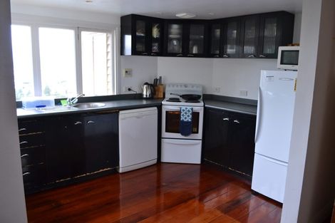 Photo of property in 30 Newman Terrace, Thorndon, Wellington, 6011