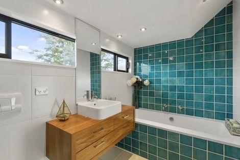 Photo of property in 3 Merivale Lane, Merivale, Christchurch, 8014