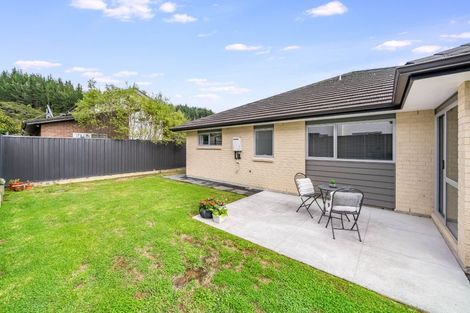 Photo of property in 15 Chalfont Road, Silverstream, Upper Hutt, 5019