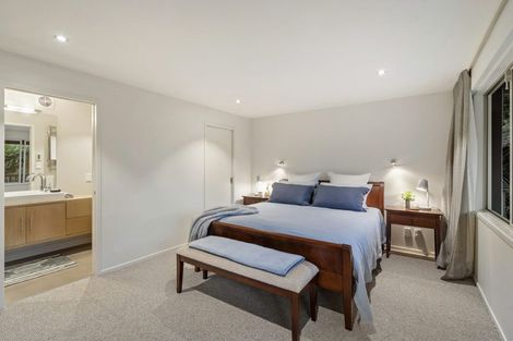 Photo of property in 61 Hinemoa Street, Birkenhead, Auckland, 0626