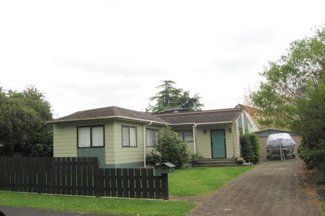 Photo of property in 3 Gloaming Place, Conifer Grove, Takanini, 2112