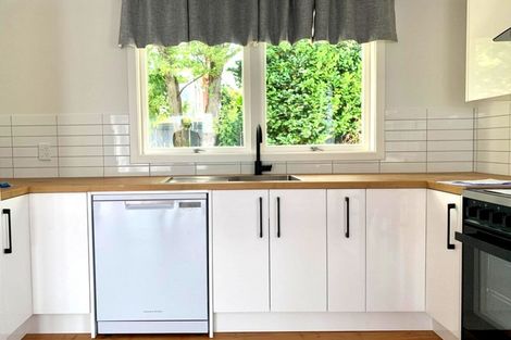 Photo of property in 1/5b Mcintyre Road, Mangere Bridge, Auckland, 2022