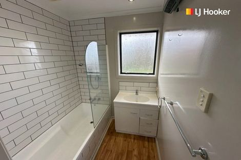 Photo of property in 6 Stephen Street, Halfway Bush, Dunedin, 9010