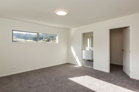 Photo of property in 4 Glendermid Close, Sawyers Bay, Port Chalmers, 9023