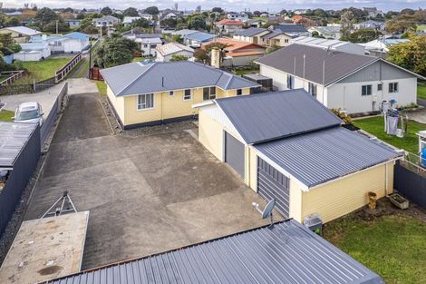 Photo of property in 81a Gonville Avenue, Gonville, Whanganui, 4501