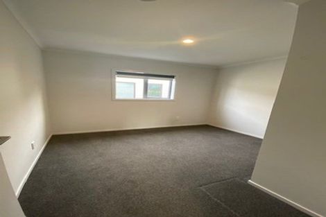 Photo of property in 23 Hampton Hill Road, Tawa, Wellington, 5028