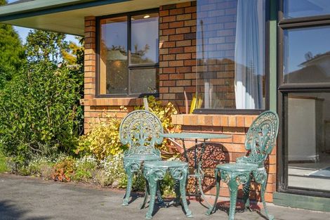 Photo of property in 21b Settlers Grove, Orewa, 0931