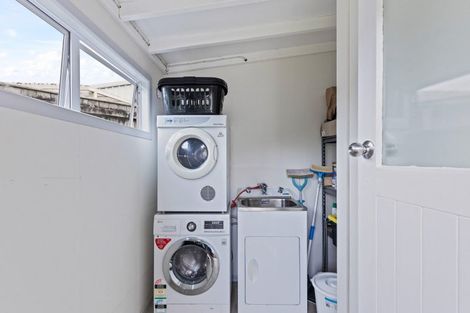 Photo of property in 20b Calgher Avenue, Waitara, 4320