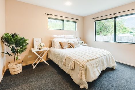 Photo of property in 235 Fernhill Road, Sunshine Bay, Queenstown, 9300