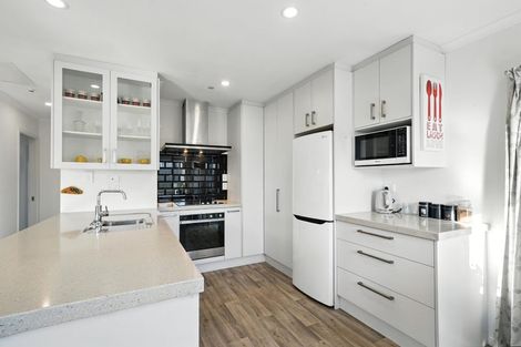 Photo of property in 112b Breezes Road, Avondale, Christchurch, 8061