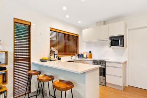 Photo of property in 1/67 Seaview Road, Castor Bay, Auckland, 0620