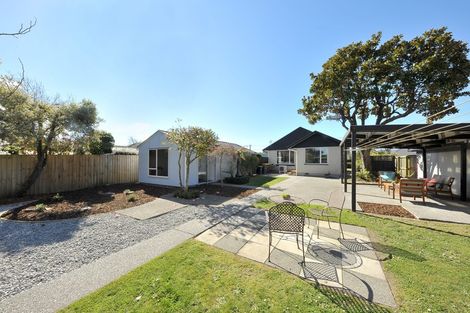 Photo of property in 19 Palmside Street, Somerfield, Christchurch, 8024