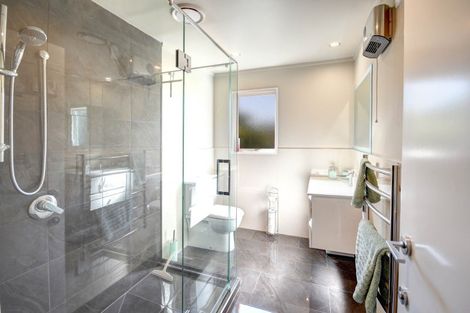 Photo of property in 7 Queen Street, Brighton, Dunedin, 9035