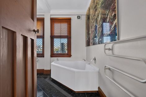 Photo of property in 243 Emerson Street, Napier South, Napier, 4110