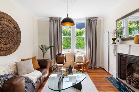 Photo of property in 21 Regina Street, Westmere, Auckland, 1022