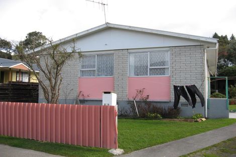 Photo of property in 289b Wellington Road, Wainuiomata, Lower Hutt, 5014