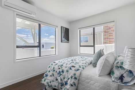 Photo of property in 27 Gilfillan Street, Blockhouse Bay, Auckland, 0600
