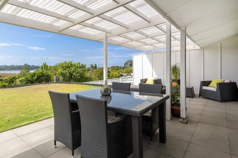 Photo of property in 18 Sutherland Road, Brookfield, Tauranga, 3110