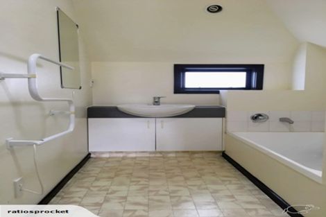 Photo of property in 14/240 The Terrace, Wellington Central, Wellington, 6011