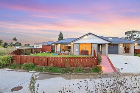 Photo of property in 14b Mclarin Road, Glenbrook, Waiuku, 2681