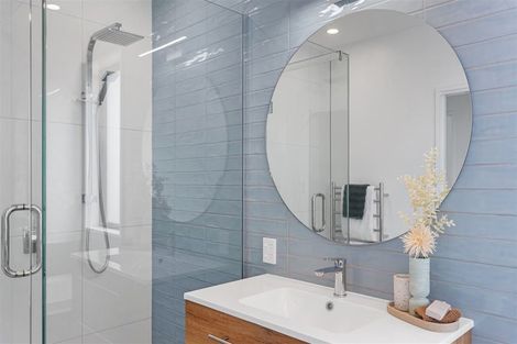 Photo of property in 22 Mcquillan Avenue, Woodend, 7610