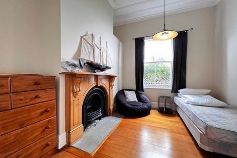 Photo of property in 25 Shoal Bay Road, Devonport, Auckland, 0624