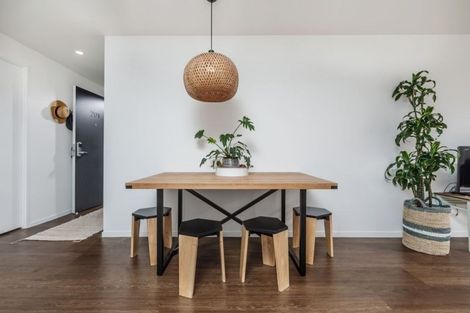 Photo of property in 201/25 Bute Road, Browns Bay, Auckland, 0630