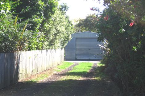 Photo of property in 3 Rewa Street, New Lynn, Auckland, 0600