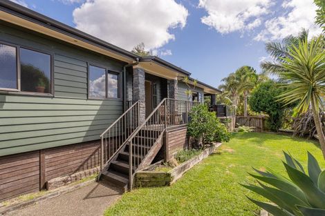 Photo of property in 4 Tarapatiki Drive, Whitianga, 3510