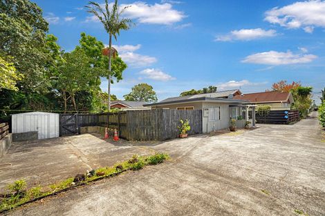 Photo of property in 3/1a Divich Avenue, Te Atatu South, Auckland, 0610