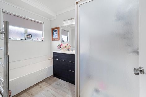 Photo of property in 106 Burns Street, Leamington, Cambridge, 3432