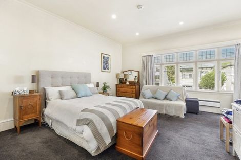 Photo of property in 8 Park Street, Thorndon, Wellington, 6011