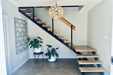 Photo of property in 73 Faraday Street, Hospital Hill, Napier, 4110