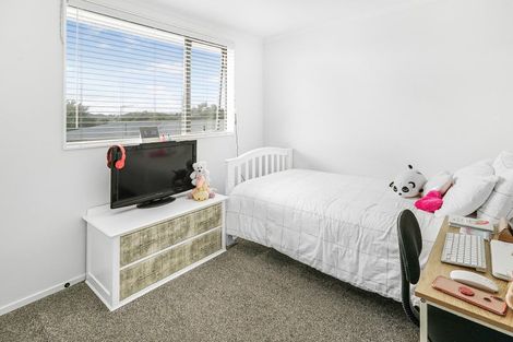 Photo of property in 2/12 Liston Crescent, Hillcrest, Hamilton, 3216