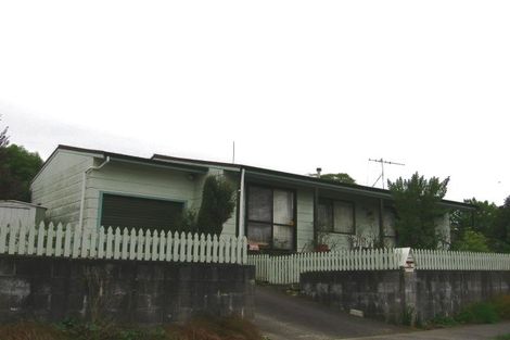 Photo of property in 36 Rosedale Crescent, Cloverlea, Palmerston North, 4412